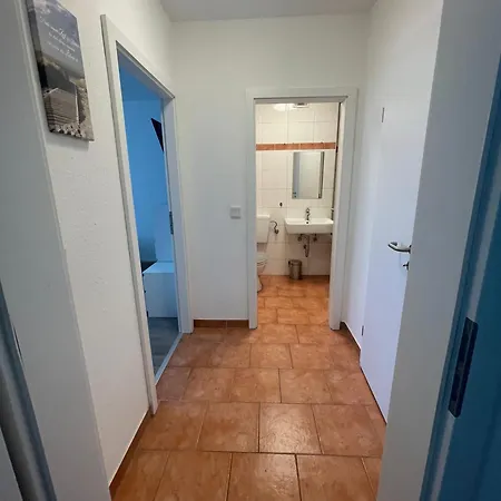 Monteurwohnung Fuer 5 Personen, * Marl (Recklinghausen)