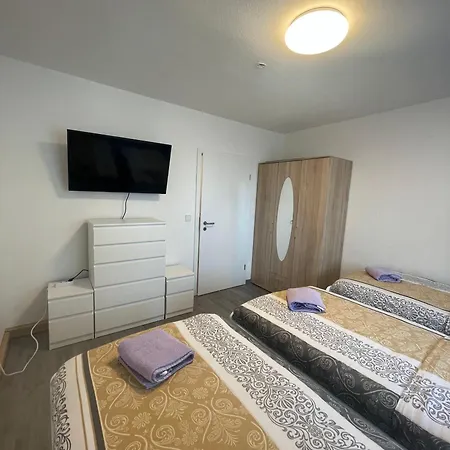 Apartmán Monteurwohnung Fuer 5 Personen,