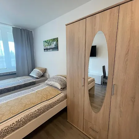 Monteurwohnung Fuer 5 Personen, Marl (Recklinghausen)