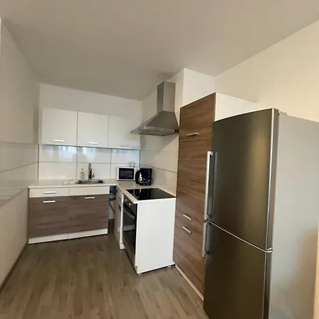 Monteurwohnung Fuer 5 Personen, * Marl