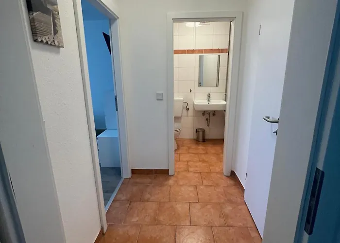 Monteurwohnung Fuer 5 Personen, * Marl (Recklinghausen)