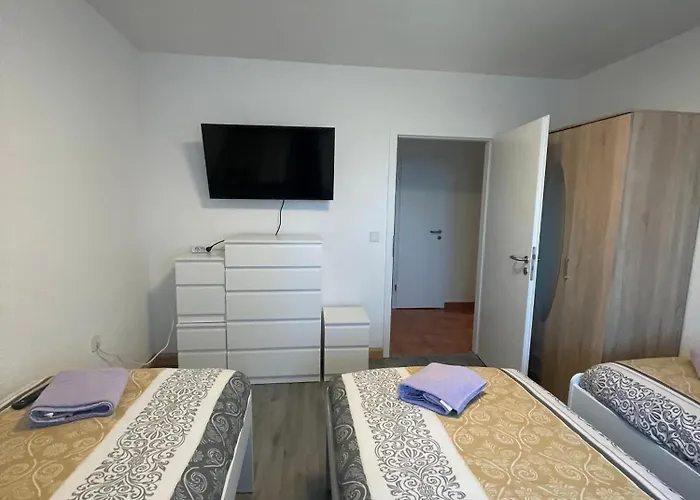 Monteurwohnung Fuer 5 Personen, Lejlighed *