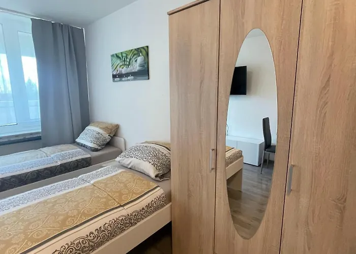 Monteurwohnung Fuer 5 Personen, Marl (Recklinghausen)