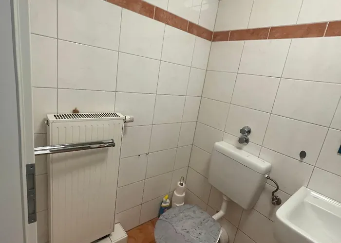 Monteurwohnung Fuer 5 Personen, *