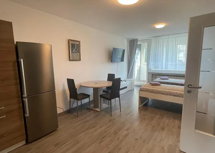 Monteurwohnung Fuer 5 Personen,