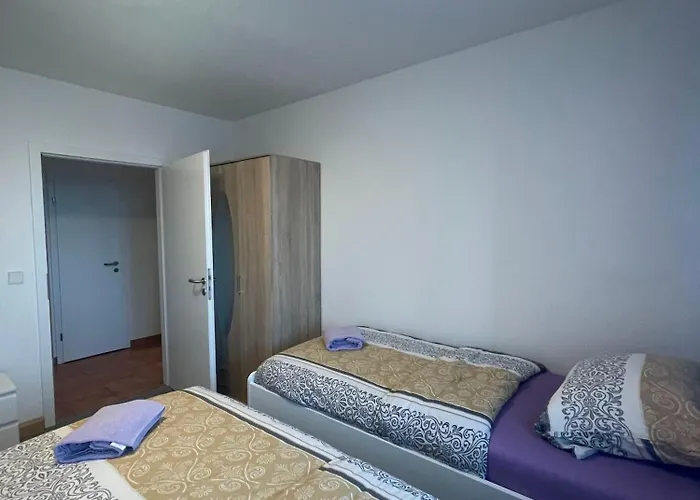 Monteurwohnung Fuer 5 Personen, Lejlighed Marl (Recklinghausen)